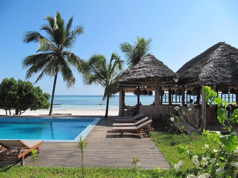 Albatross Ocean View Hotel Dongwe Exterior foto