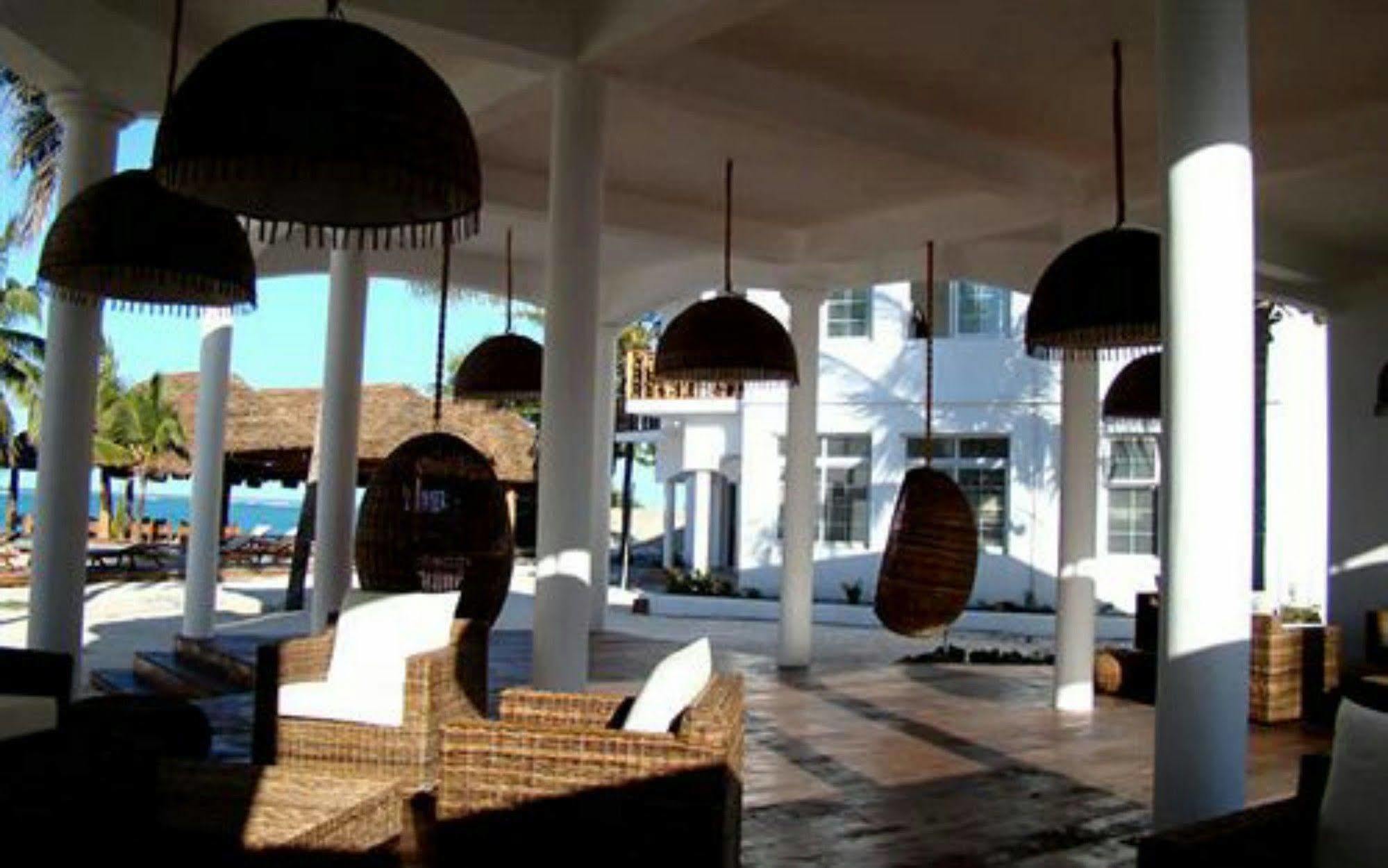 Albatross Ocean View Hotel Dongwe Exterior foto